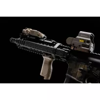 Strike Industries - Chwyt Picatinny Angled Vertical Grip - FDE - SI-AR-CMAG-RAIL-L-FDE - 6