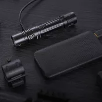 Fenix PD36R Pro - Latarka taktyczna - 2800 lumenów - 8