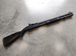 Strzelba MOSSBERG 590A1 kal. 12/76 XS Ghost Ring - używany
